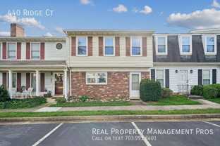 440 Ridge Ct - Photo 1 of 1