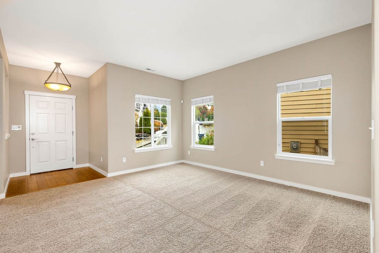 4152 240th Pl Se - Photo 3 of 27