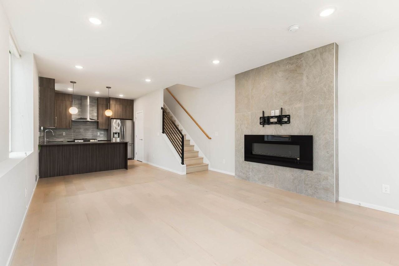 800 29th Ave S - Photo 3 of 18