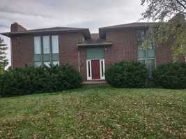 featured image of 332 Southampton Dr #4