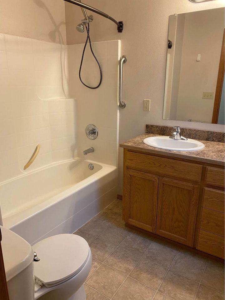 624 Sw 2nd St #624 - Photo 6 of 9