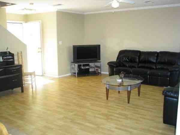 12419 Fountain Hill Lane Northeast #NA - Photo 7 of 17