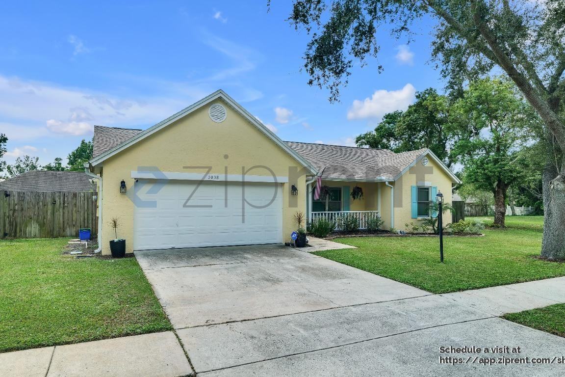 1038 Malletwood Dr - Photo 2 of 32