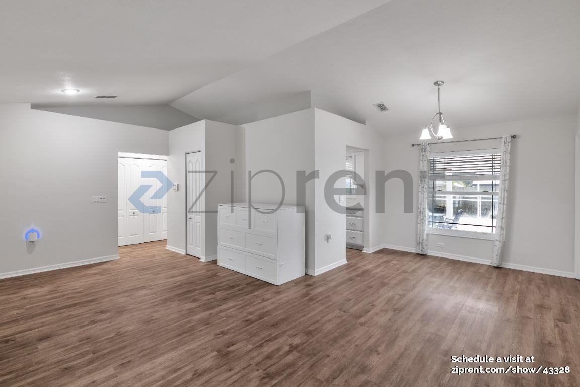 1038 Malletwood Dr - Photo 6 of 32