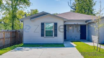 featured image of 9836 Lanewell St #A