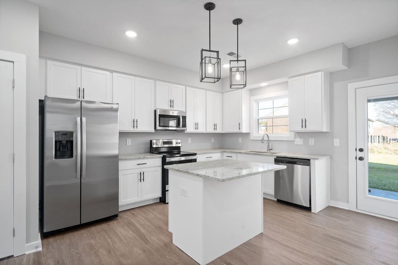 329 Honeycomb Ct - Photo 3 of 6