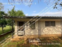 featured image of 1609 Berry St #9