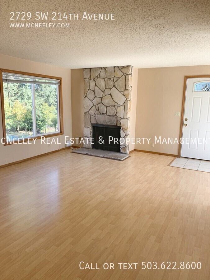 2729 Southwest 214th Avenue - Photo 2 of 8