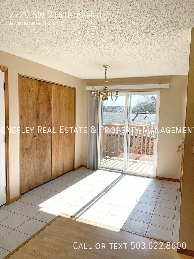 2729 Southwest 214th Avenue - Photo 5 of 8