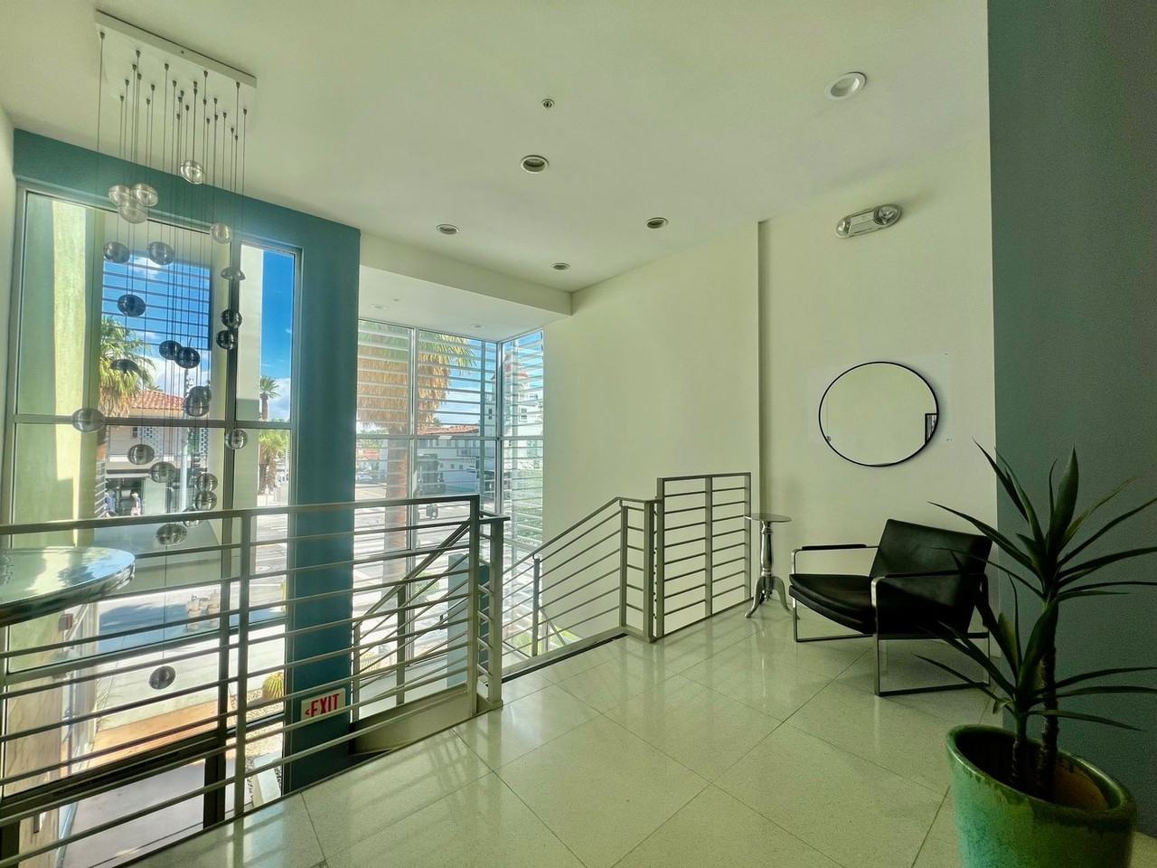 803 N Palm Canyon Dr #01 - Photo 4 of 40