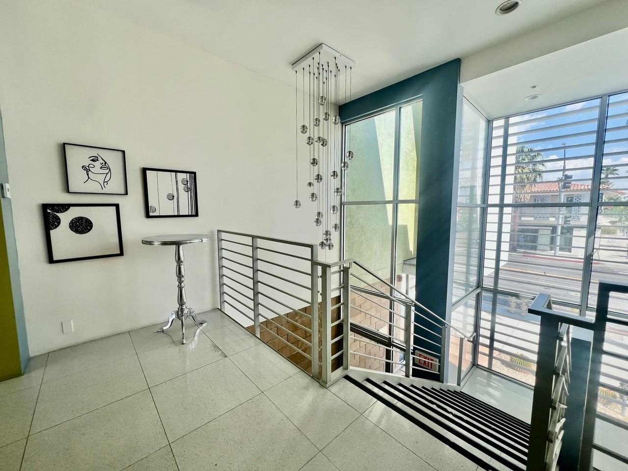 803 N Palm Canyon Dr #01 - Photo 5 of 40