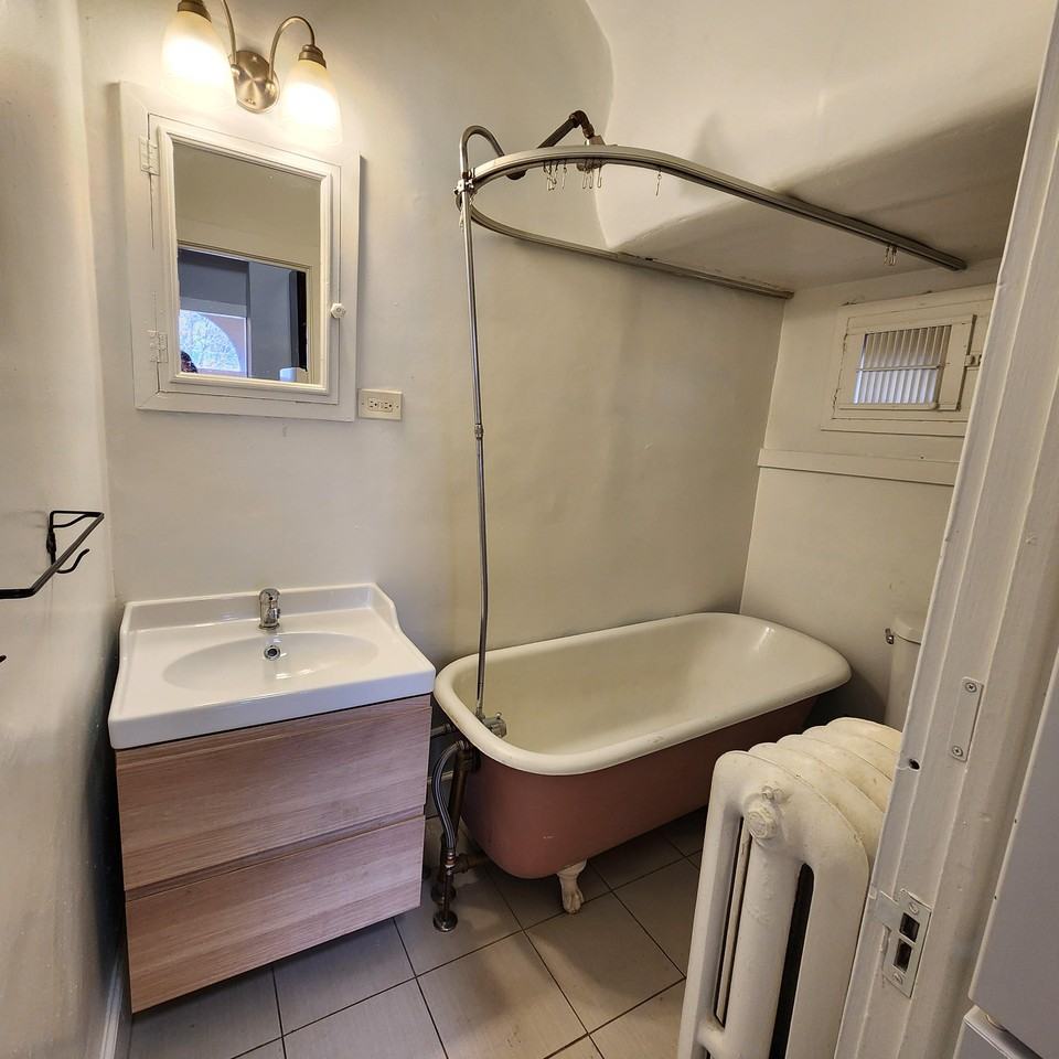 1639 N Ogden St #2 - Photo 6 of 12