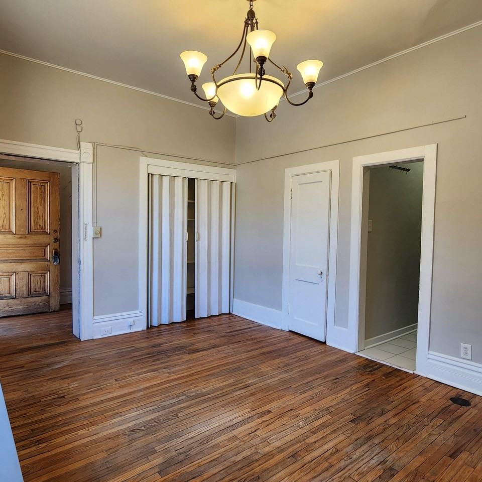 1639 N Ogden St #2 - Photo 5 of 12