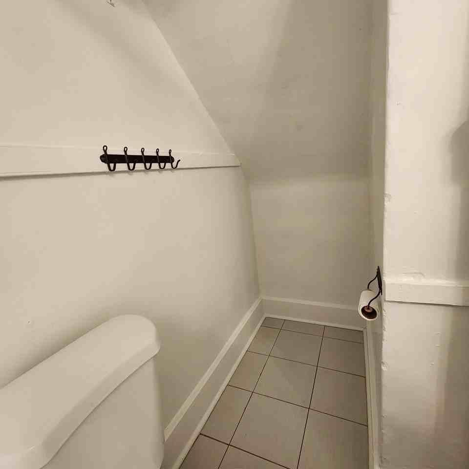 1639 N Ogden St #2 - Photo 5 of 12