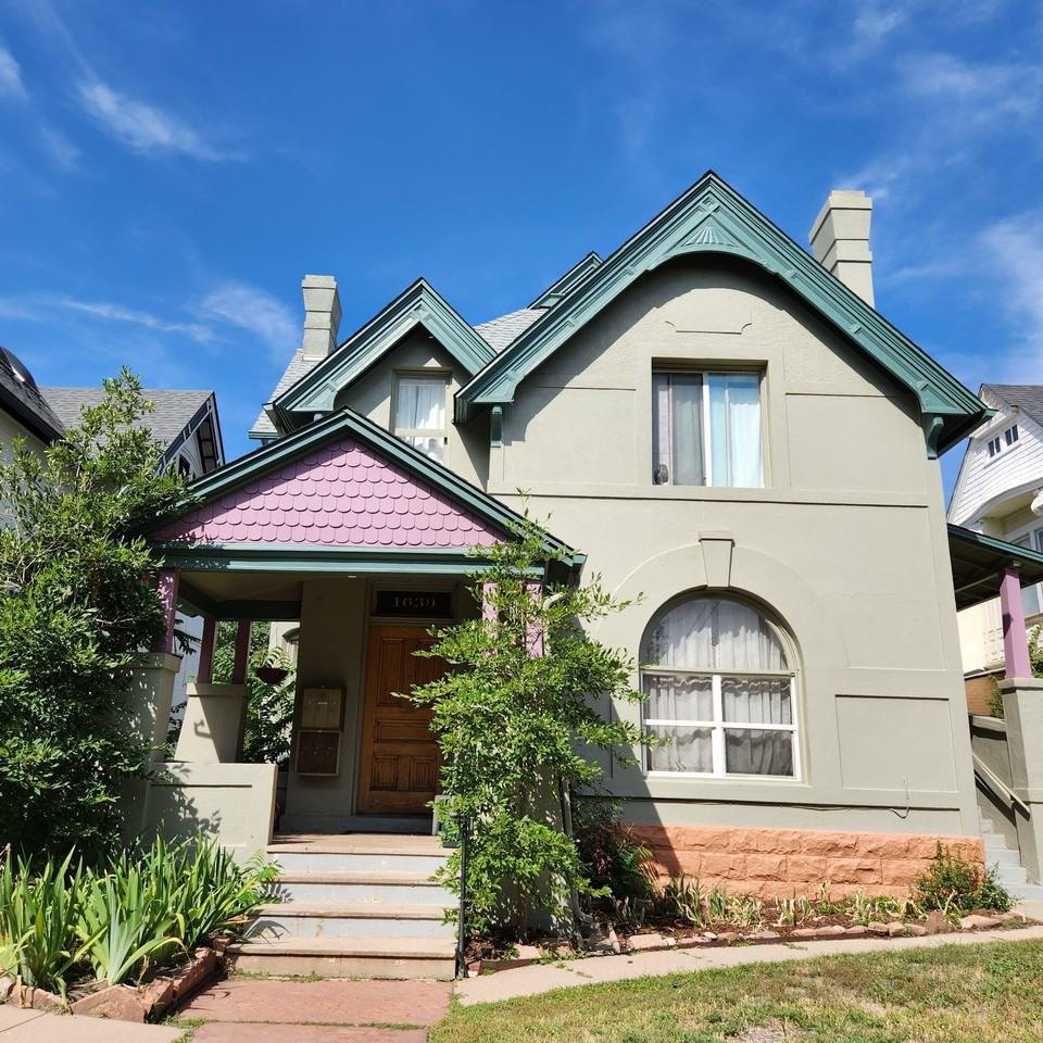 1639 N Ogden St #2 - Photo 4 of 12