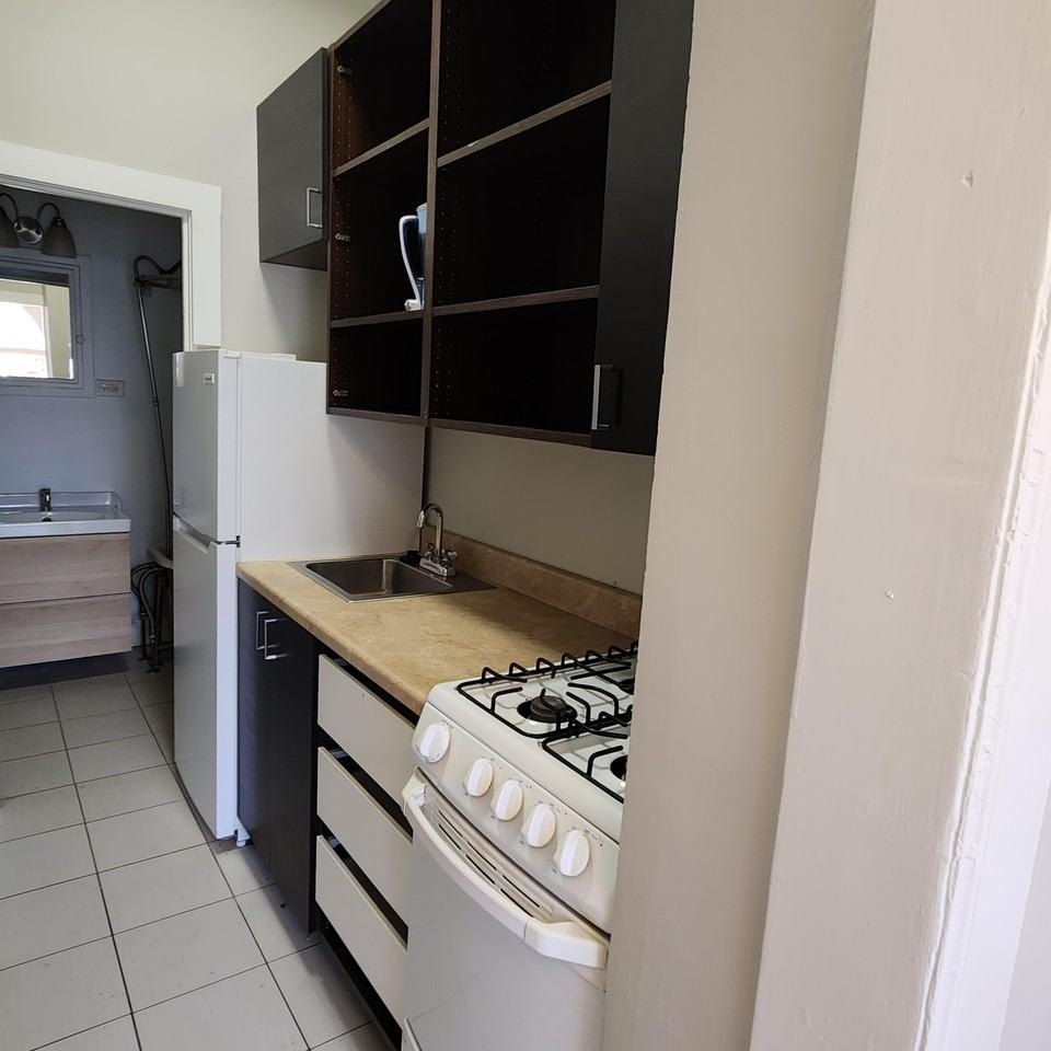 1639 N Ogden St #2 - Photo 3 of 12