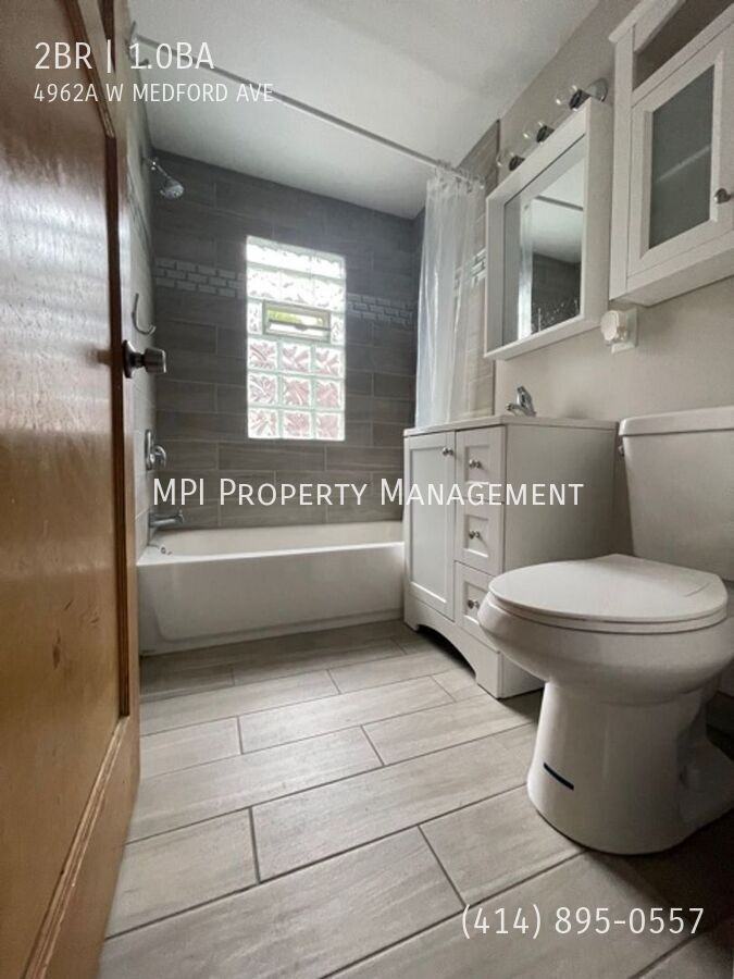 4962A W Medford Ave - Photo 3 of 7
