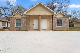 3115 N Grand Ave - Photo 1 of 1