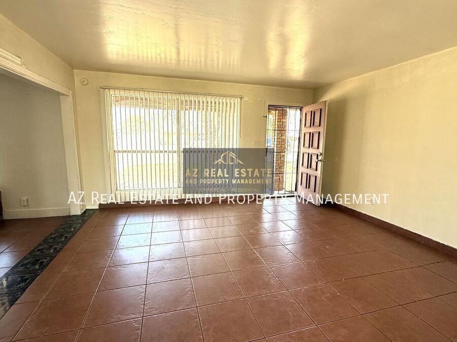 8931 W Monterosa St - Photo 4 of 32