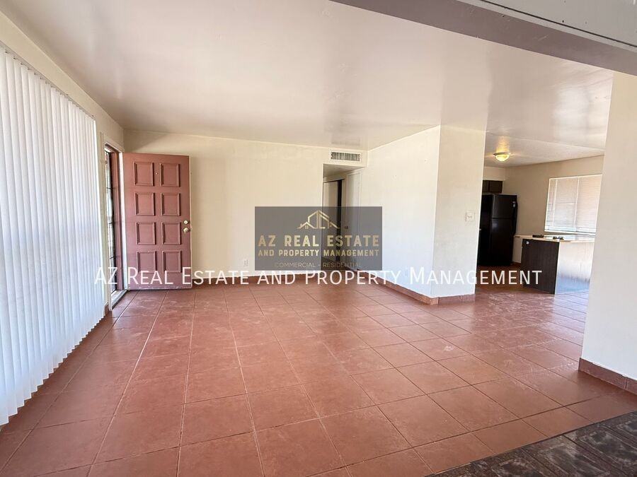 8931 W Monterosa St - Photo 5 of 32