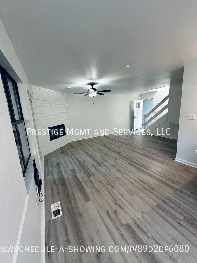 5 Villa Drive #D - Photo 2 of 10