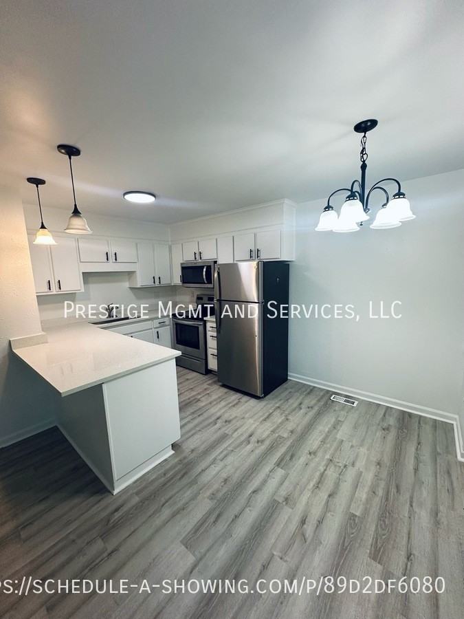 5 Villa Drive #D - Photo 3 of 10