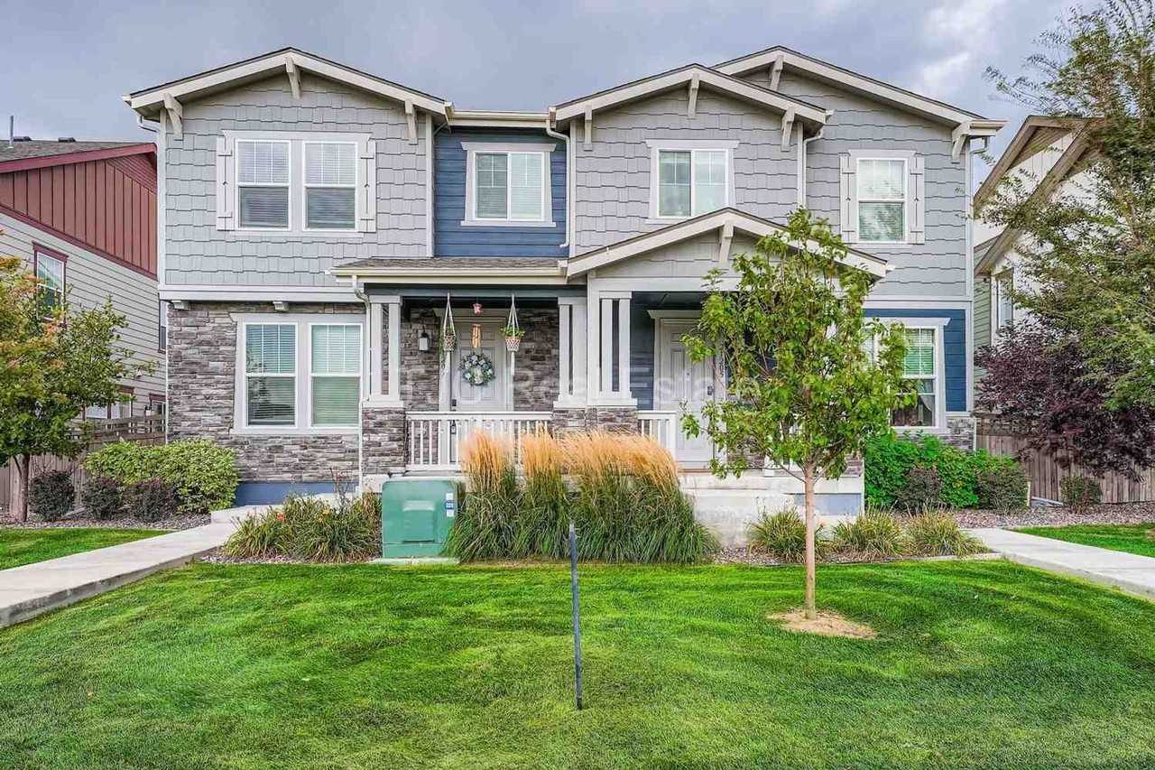 21207 East 59th Place - Photo 2 of 12