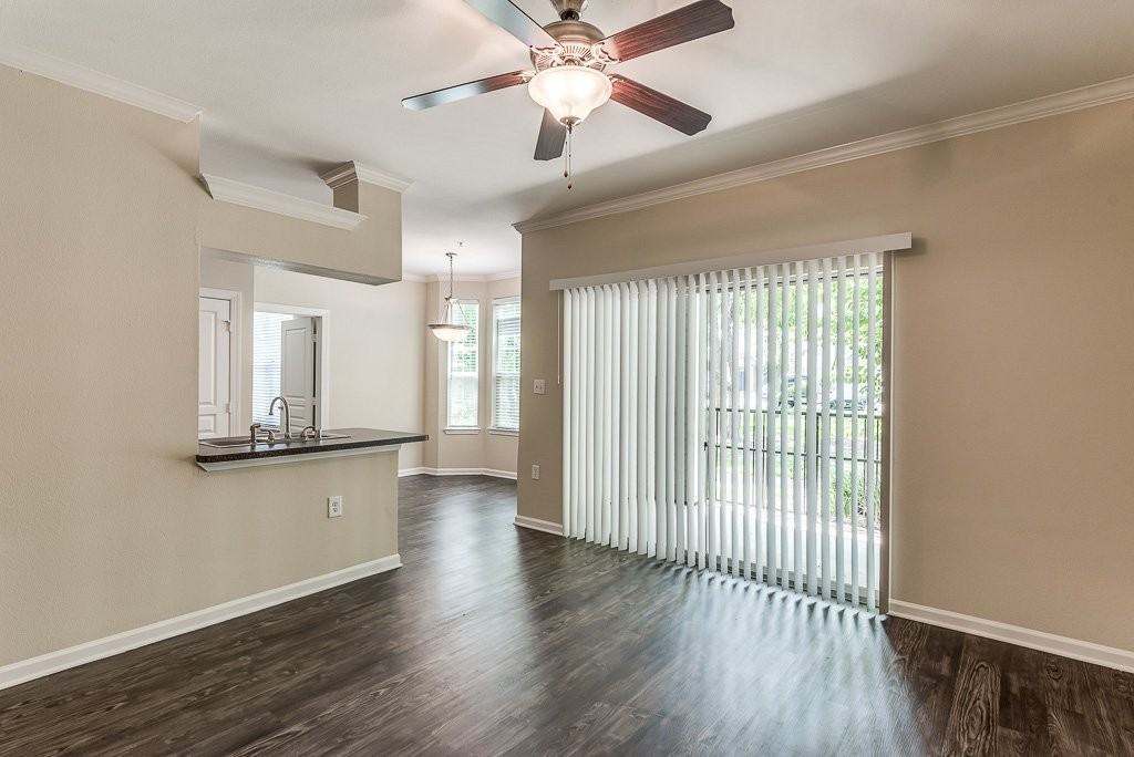 Coles Crossing - Photo 4 of 35