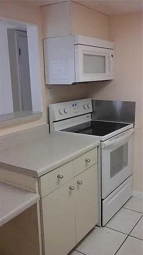 4708 Christa Court, Unit 306 - Photo 5 of 26