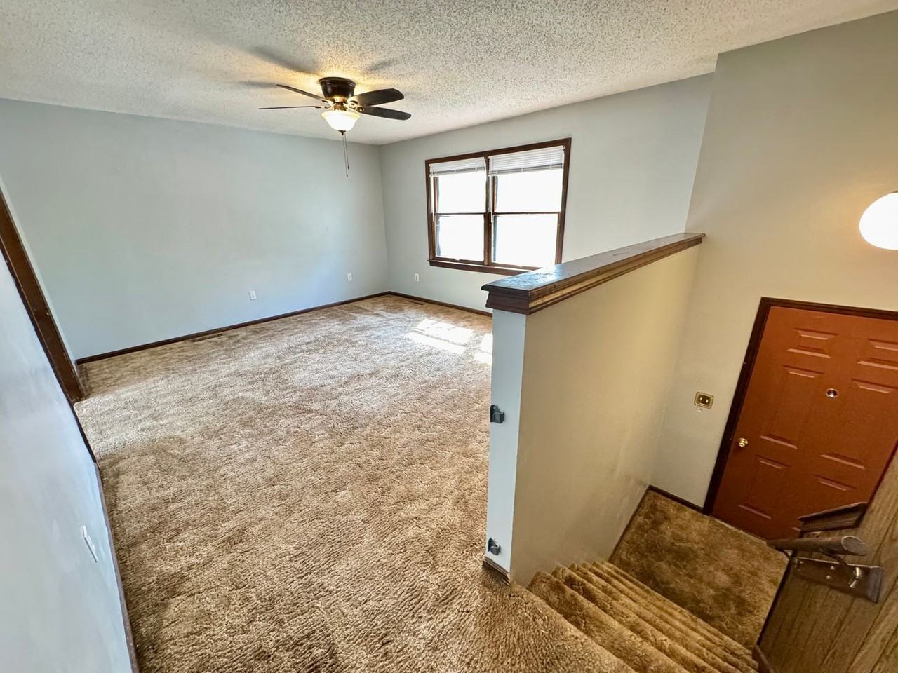 203 Larkin St - Photo 2 of 17