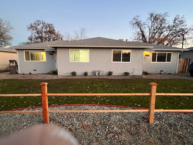 19457 Hill St - Photo 3 of 17