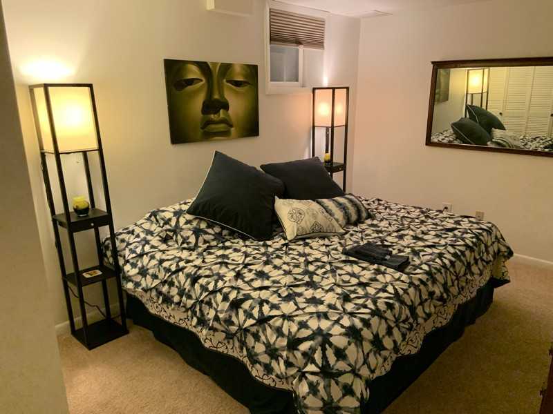 10400 Farnham Dr - Photo 2 of 17