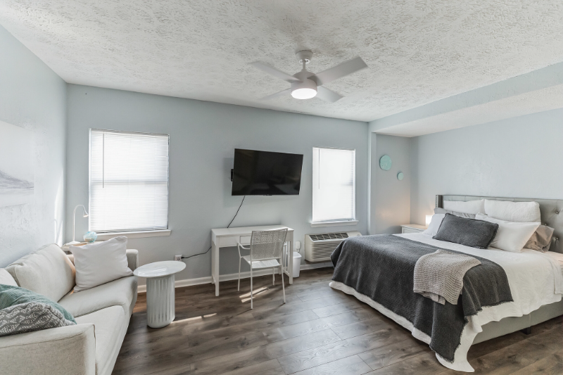 216 Rose Ln #D - Photo 2 of 12