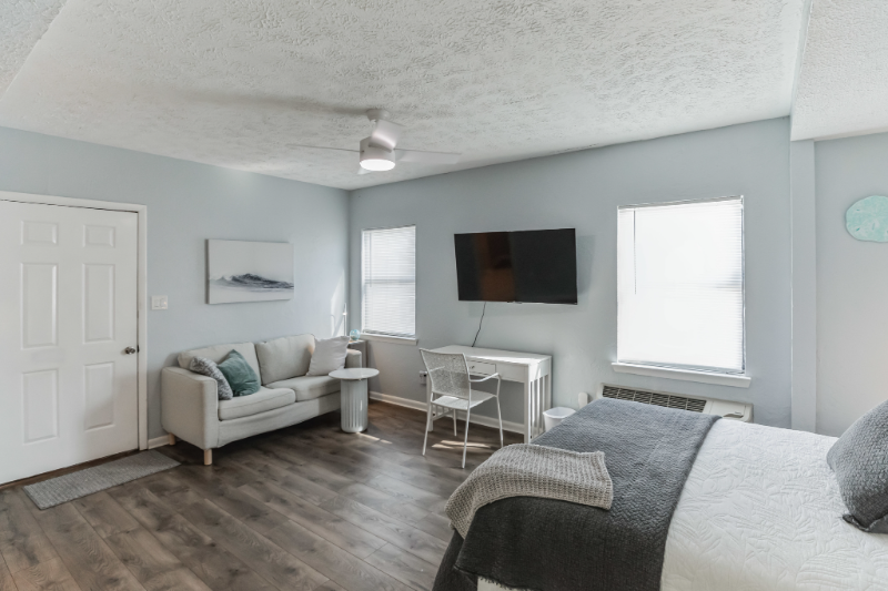 216 Rose Ln #D - Photo 4 of 12