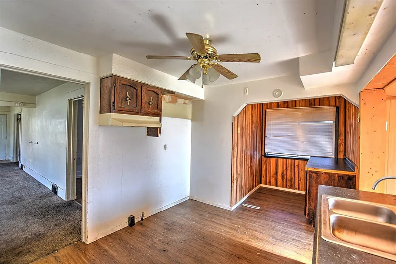 2135 E Prairie St - Photo 3 of 16