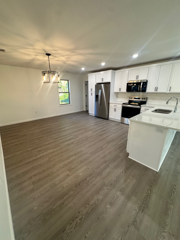 105 Weston Cv - Photo 7 of 13