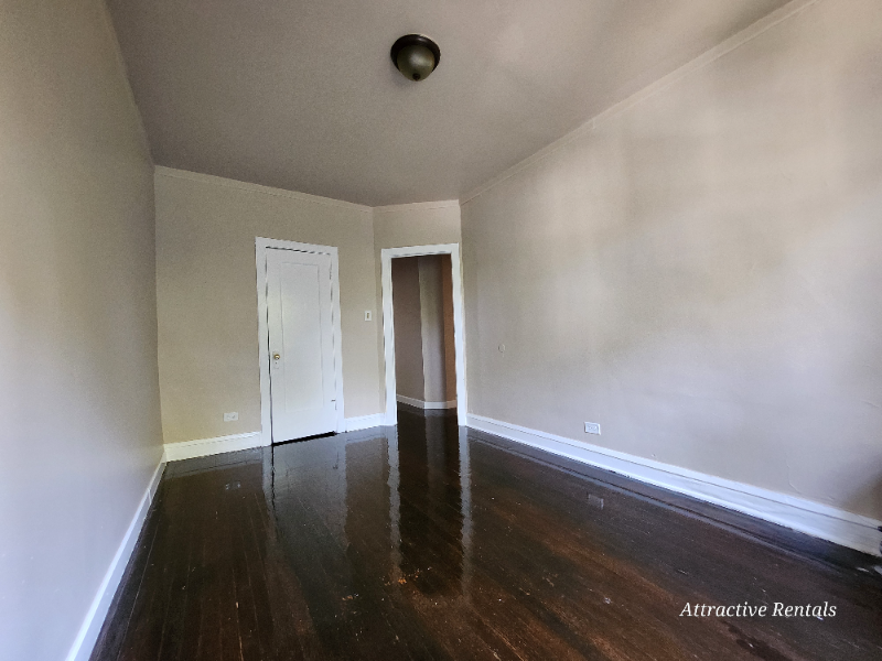 6957 S Eggleston Ave #3 - Photo 4 of 14