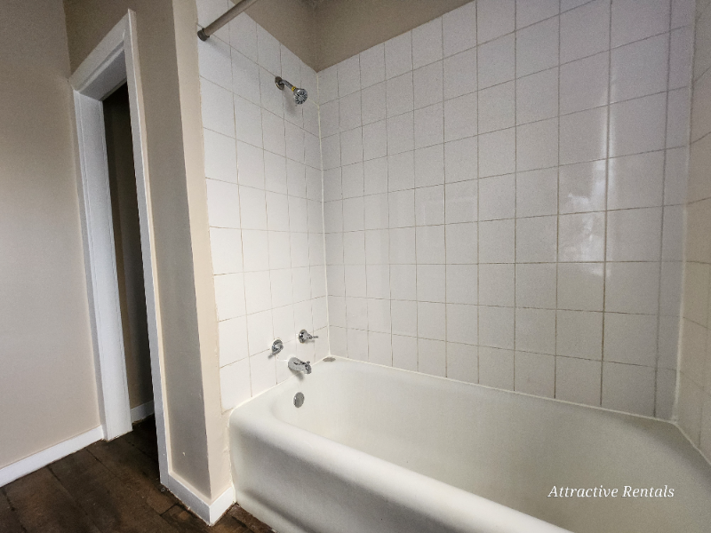 6957 S Eggleston Ave #3 - Photo 5 of 14