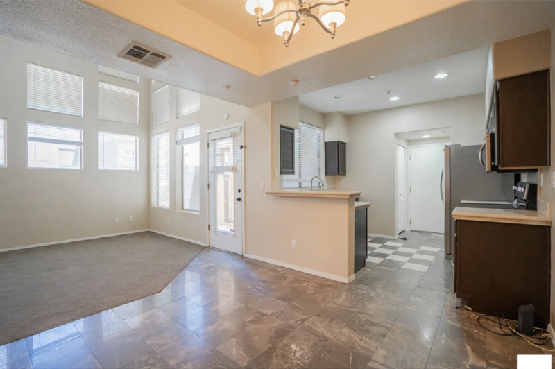 1445 E Broadway Rd #106 - Photo 5 of 20