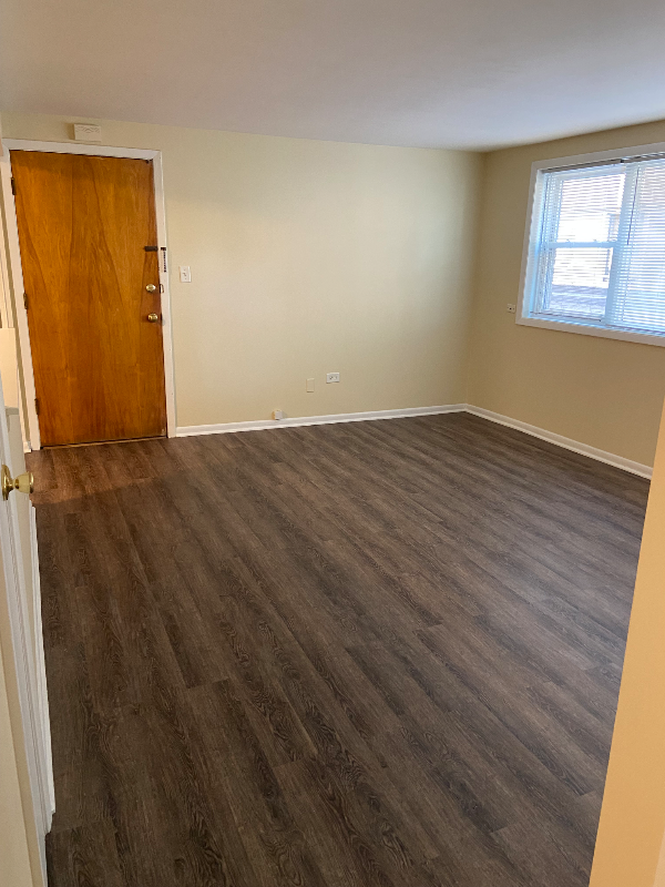 1971 N 19th Ave #1 - Photo 2 of 10