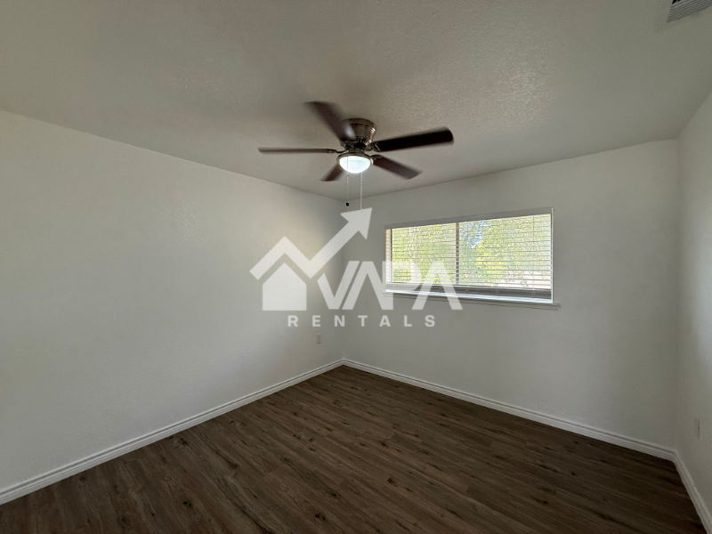 2131 Mossy Rdg - Photo 3 of 14