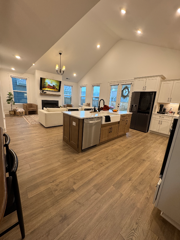 389 Hammock Ln - Photo 5 of 9