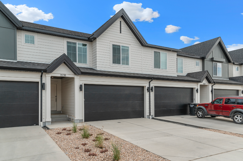 1538 Eastnorth - Photo 2 of 19