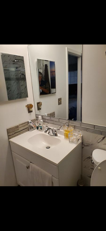 13 Hyde Ct #1 - Photo 3 of 16