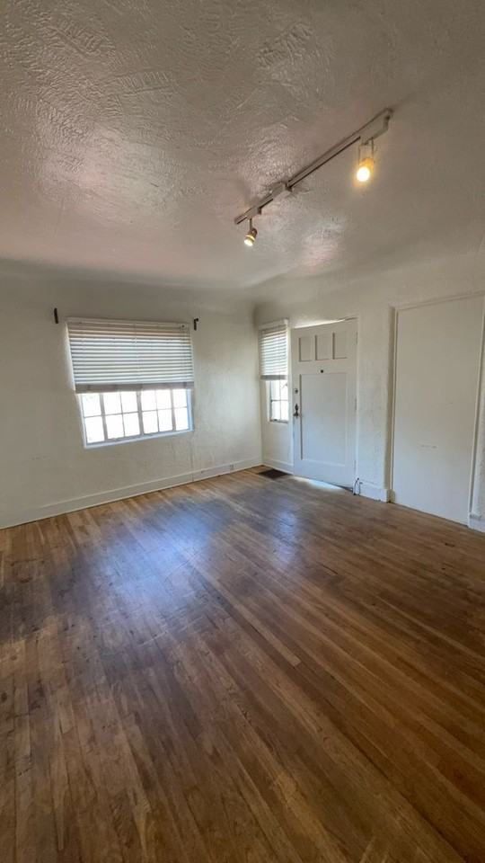 Pine Street Complex - Photo 3 of 16