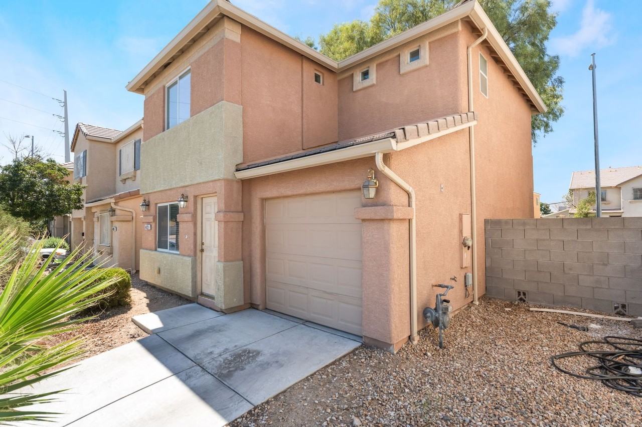 4121 Story Rock St - Photo 2 of 20