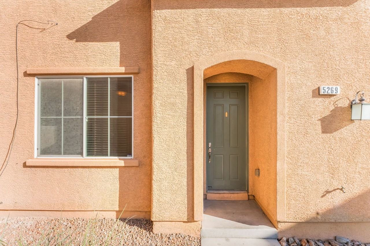 5269 Brazelton St - Photo 2 of 23