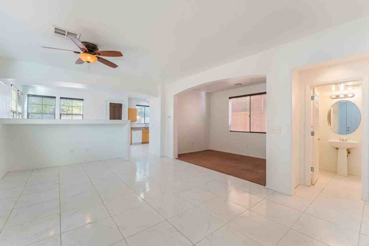 5269 Brazelton St - Photo 4 of 23