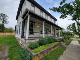 featured image of 30 N Miami Ave