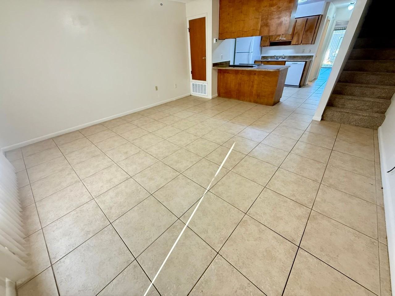 153 Scottwood Dr Se - Photo 2 of 11